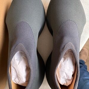 Men's Gray Slip-On Shoes